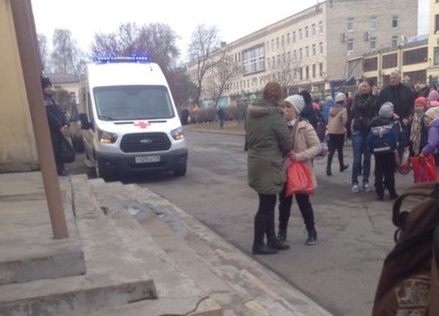 Шестеро детей с признаками отравления газом госпитализированы в Петербурге