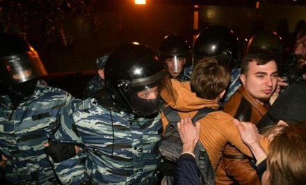 Полиция задержала 70 человек в третий день акции против храма в Екатеринбурге