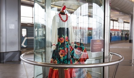 На станции метро «Воробьёвы горы» открылась выставка к 85-летию Ансамбля Дунаевского