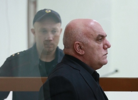Бизнесмен Петросян получил 12 лет колонии по делу о захвате заложников в «Ситибанке»