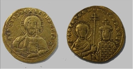 На Кубани нашли золотые монеты эпохи Средневековья