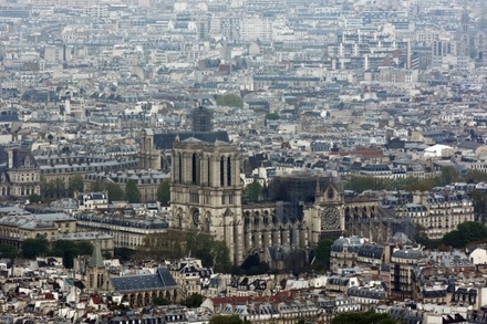 Жителей районов вблизи Нотр-Дама в Париже предупредили о загрязнении свинцом