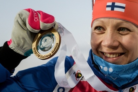 Женскую гонку преследования выиграла финская биатлонистка Кайса Мякяряйнен