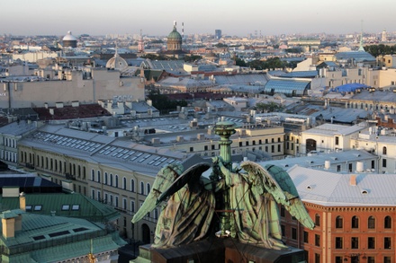 В Санкт-Петербурге образовательные учреждения начнут работу с 1 сентября