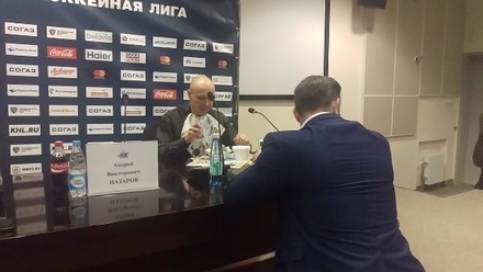 Белорусский журналист съел газету из-за несбывшегося хоккейного прогноза