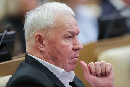 Генерал Виктор Соболев допустил «любые провокации» Киева на 9 мая