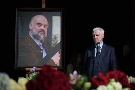 В Москве похоронили художника Сергея Андрияку