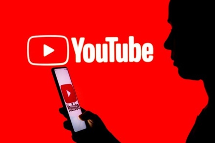 Роскомнадзор потребовал от YouTube вернуть доступ к видеозаписи в аккаунте Минобороны РФ