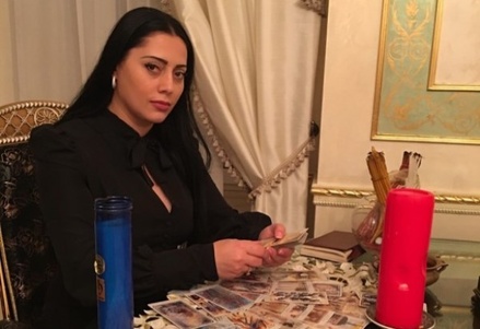 В центре Москвы задержали участницу «Битвы экстрасенсов»