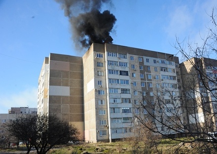 На крыше многоэтажного дома в Крыму взорвались газовые баллоны