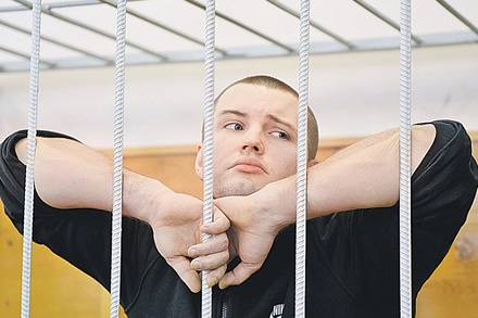 Блогера Александра Устинова избили в московском СИЗО