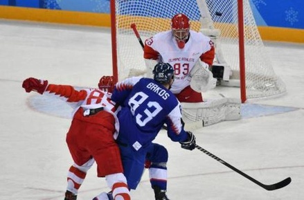 Российские хоккеисты проиграли словакам стартовый матч на Олимпиаде