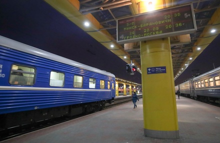 Белорусская железная дорога отменяет два последних поезда в Россию