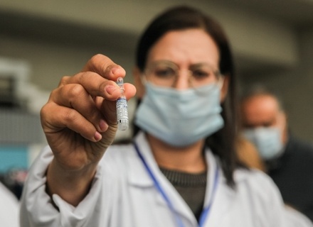 В Италии испытают «Спутник V» против штаммов коронавируса