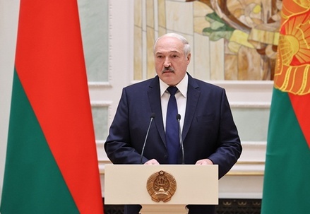 Александр Лукашенко предложил сохранить в Минске переговорную площадку по Донбассу