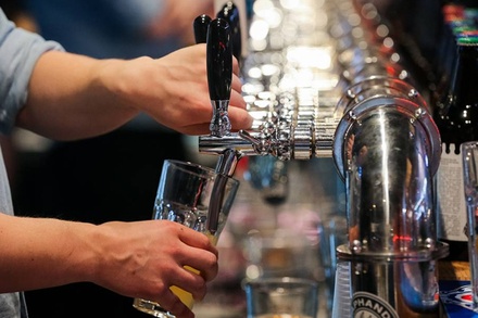«Ъ» узнал о запретах продажи разливного пива в ряде регионов