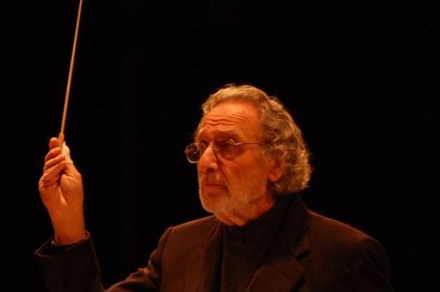 В Италии скончался аргентино-итальянский композитор Луис Энрикес Бакалов