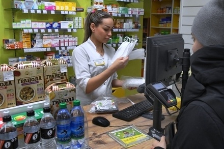 Ассоциация аптечных сетей обвинила поставщиков в повышении цен на маски