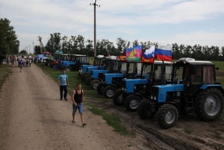Губернатор Ростовской области отказался встретиться с участниками «тракторного пробега»
