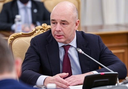 Силуанов призвал власти осторожно принимать на себя обязательства по соцрасходам