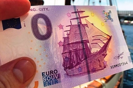 В Германии появились купюры номиналом в ноль евро