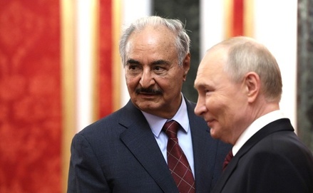 Владимир Путин провёл встречу с командующим ливийской армией Халифой Хафтаром