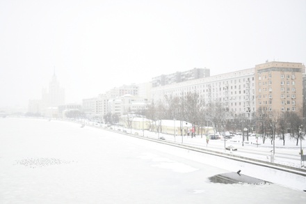 В мэрии Москвы объяснили, при какой температуре воздуха можно не ходить в школу