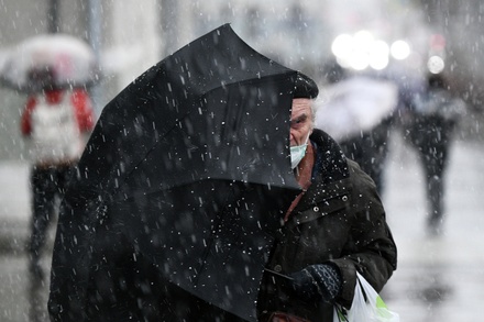 Синоптики спрогнозировали дождь с мокрым снегом в Подмосковье на День Победы