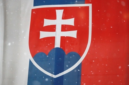 Словакия высылает трёх российских дипломатов