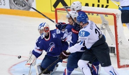 Финны обыграли французов и возглавили группу В на чемпионате мира по хоккею