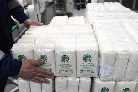 Росстат фиксирует рост цен на сахар пятую неделю подряд