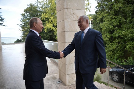 Премьер-министр Израиля рассказал о трогательном подарке от Владимира Путина