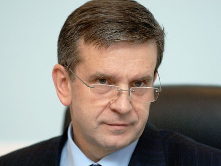 Посол России на Украине примет участие в инаугурации Петра Порошенко