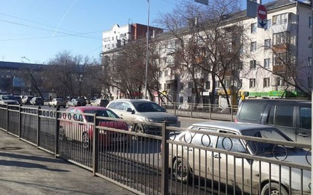 В Екатеринбурге водитель внедорожника намеренно сбил трёх пешеходов