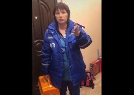 Ростовский фельдшер рассказала подробности о видео с конфликтом из-за бахил