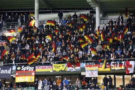 Чемпионат Германии по футболу возобновят в конце мая