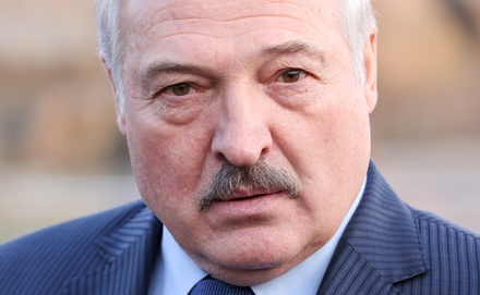 Лукашенко: ядерное оружие может сорвать Землю с орбиты