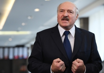 Лукашенко: 98% белорусов на референдуме проголосовали бы против объединения с Россией