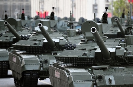 Политолог назвал дату остановки активных военных действий между Россией и Украиной