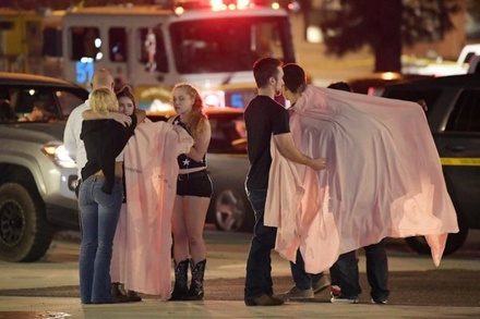 Жертвами стрельбы в баре в Калифорнии стали 13 человек
