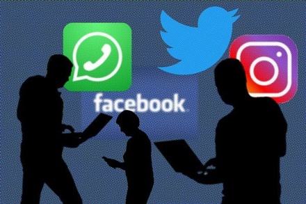 Роскомнадзор составит протоколы на Facebook, WhatsApp и Twitter