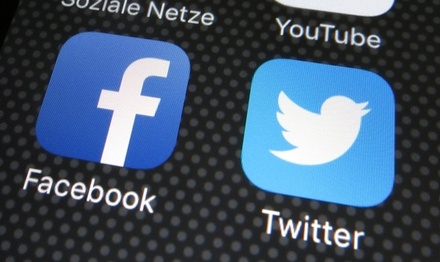 Роскомнадзор: Twitter и Facebook должны перенести серверы в Россию до конца года