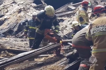 Спасатели разобрали и вынесли более 250 кубометров рухнувших конструкций «Крокус Сити Холла»
