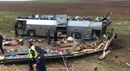 11 человек погибли в крупном ДТП с пассажирским автобусом в Казахстане