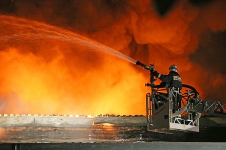Собянин выразил соболезнования в связи с гибелью пожарных на складе в Москве