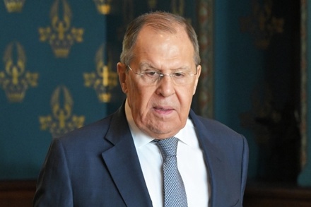 Лавров обсудил с главой МИДа Индии обострение индийско-пакистанских отношений