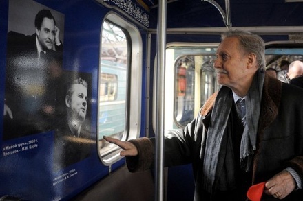 Посвящённый Малому театру поезд запустили на зелёной ветке московского метро