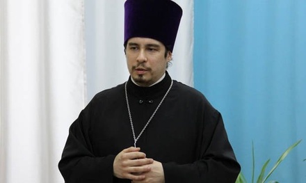 Священник пожаловался на отстранение от службы за протест из-за «московского дела»