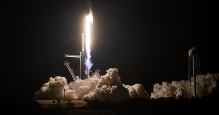 SpaceX запустила ракету-носитель со спутниками Starlink