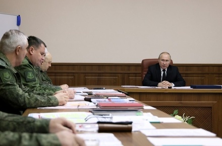 СМИ увидели в визите Владимира Путина в штаб СВО знак скорого наступления на Украину